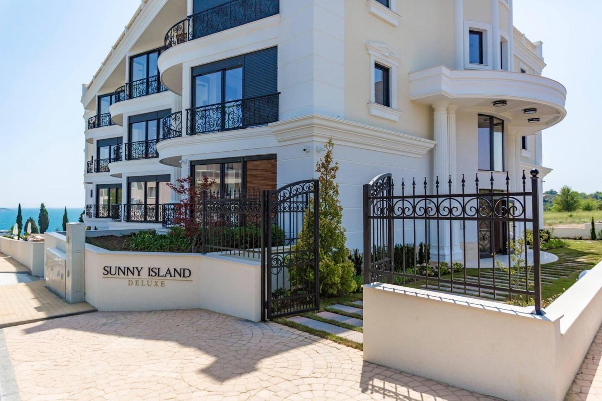 Apartments In Complex Sunny Island Deluxe Černomorec Exteriér fotografie